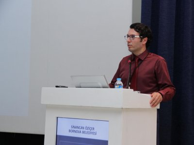 TMMOB İNŞAAT MÜHENDİSLERİ ODASI İZMİR ŞUBESİ TARAFINDAN DÜZENLENEN İZMİR VE DEPREM KONFERANSINA KATILIM SAĞLANDI