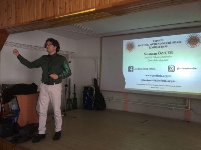 BORNOVA HATİCE GÜZELCAN ANADOLU LİSESİ`NDE MESLEKİ TANITIM VE TEMEL AFET BİLİNCİ EĞİTİMİ SEMİNERİ VERİLDİ