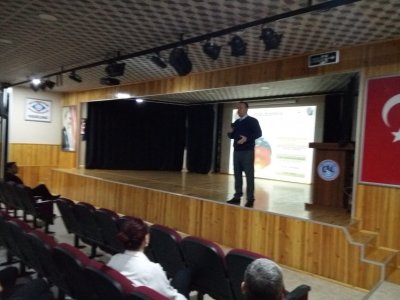 İZMİR BORNOVA ÇİMENTAŞ ANADOLU LİSESİ`NDE MESLEK TANITIM SEMİNERİ VERİLDİ