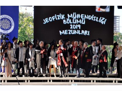 ANKARA ÜNİVERSİTESİ MEZUNİYET TÖRENİ YAPILDI