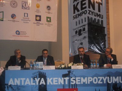 KENT SEMPOZYUMU YAPILDI